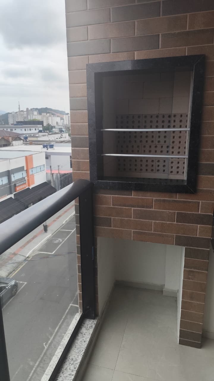 Apartamento de 2 quartos com 1 suíte e 60 m² em Bal. Camboriú