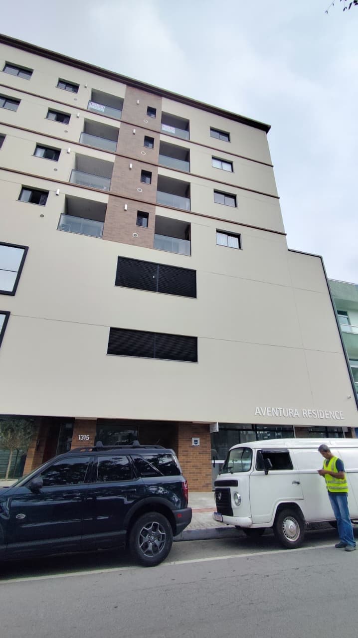 Apartamento de 2 quartos com 1 suíte e 60 m² em Bal. Camboriú