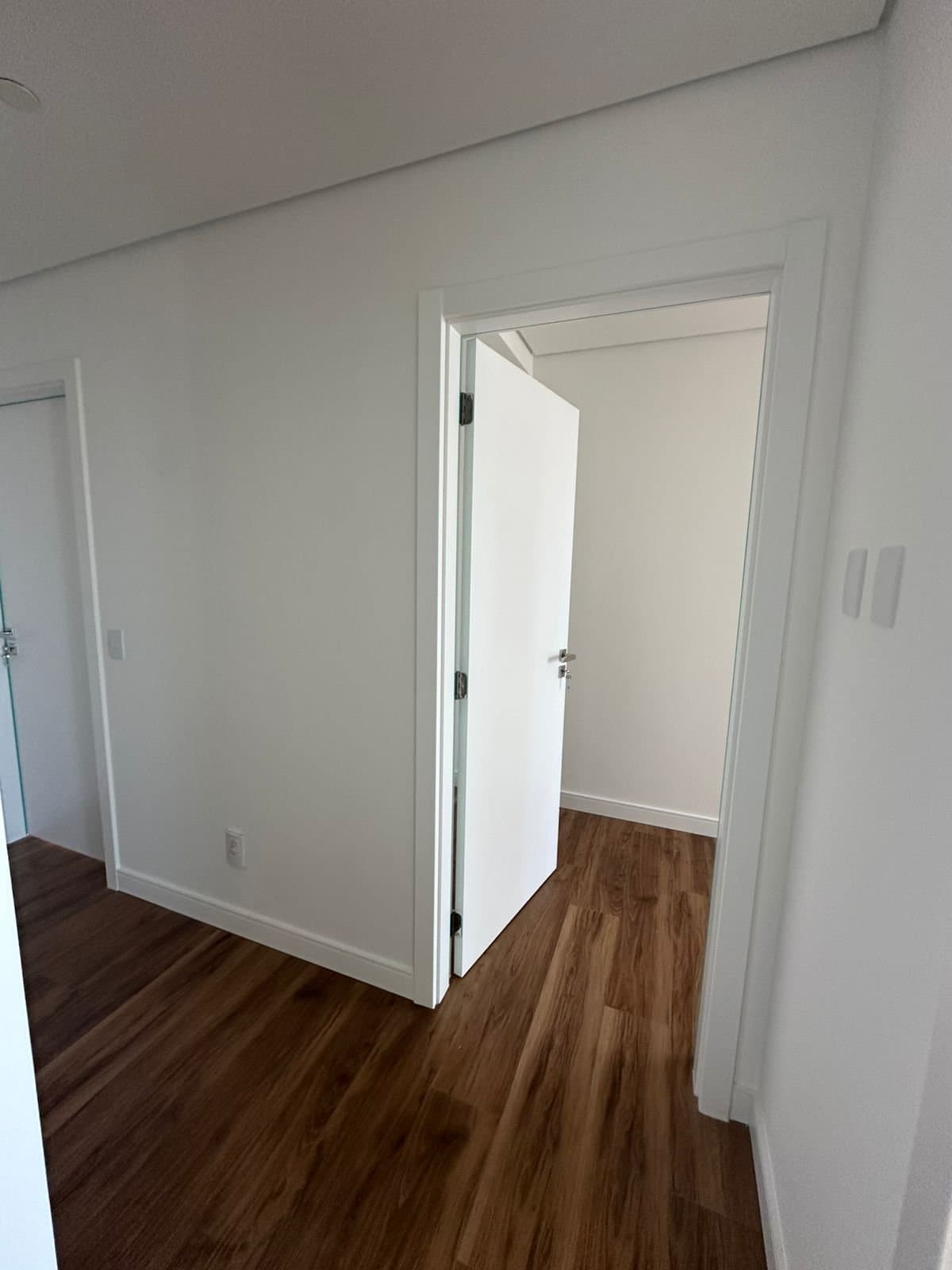 Apartamento de 4 quartos com 4 suítes e 165 m² em Bal. Camboriú