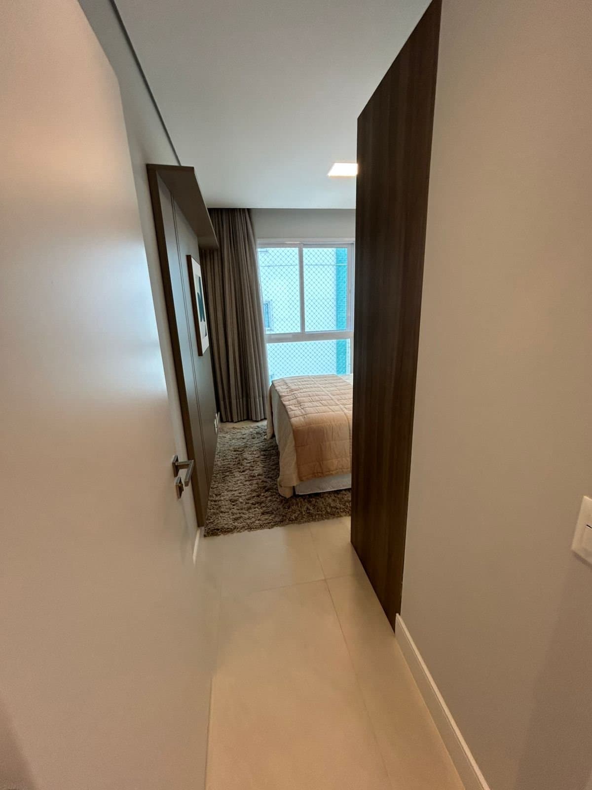 Apartamento de 4 quartos com 2 suítes e 132 m² em Bal. Camboriú