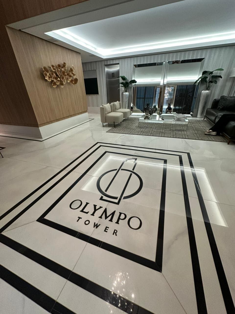 Apartamento de 4 quartos com 2 suítes e 132 m² em Bal. Camboriú