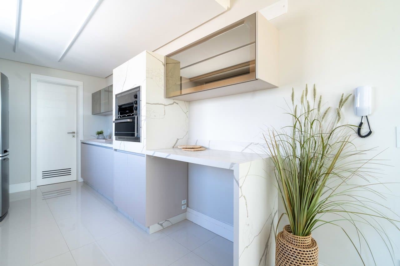 Apartamento de 4 quartos com 2 suítes e 132 m² em Bal. Camboriú