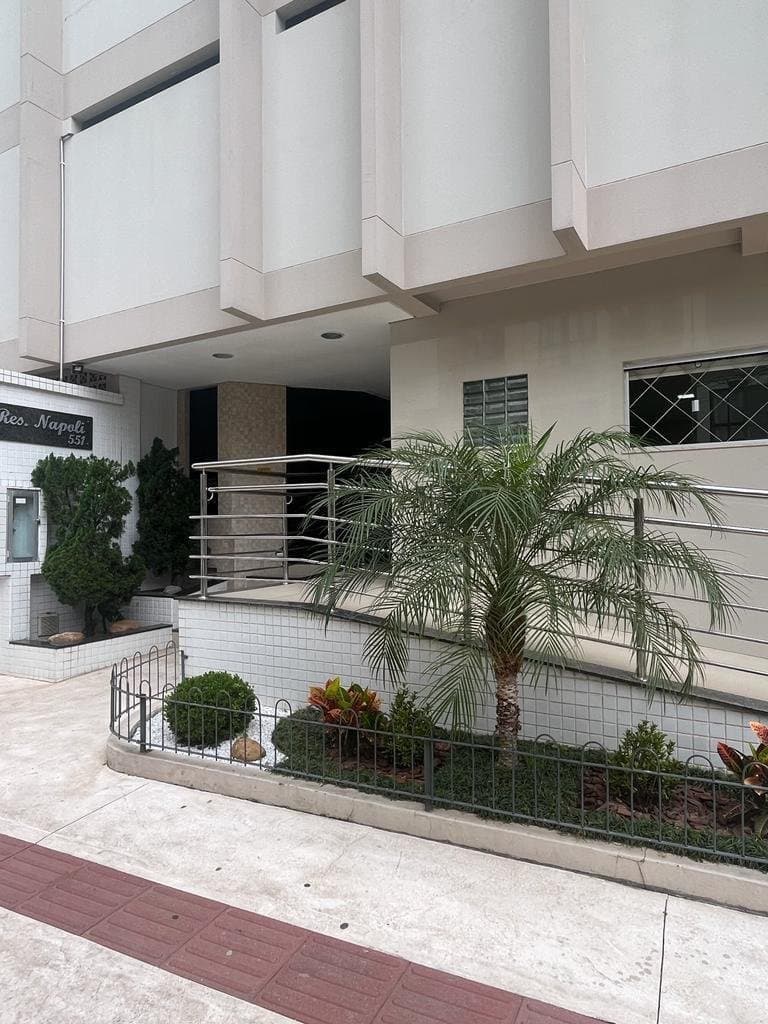Apartamento de 3 quartos com 1 suíte e 140 m² em Bal. Camboriú