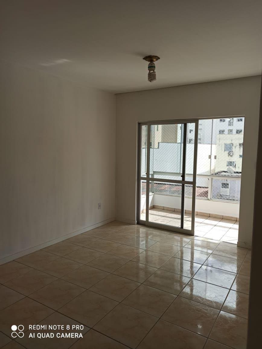 Apartamento de 3 quartos com 1 suíte e 140 m² em Bal. Camboriú