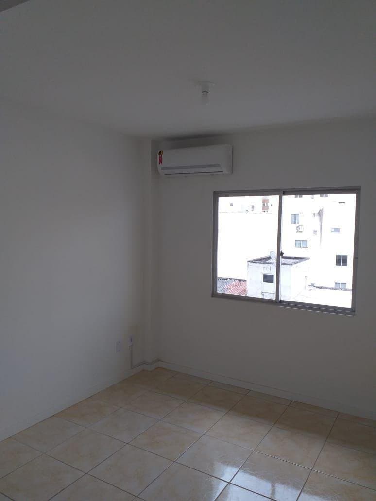 Apartamento de 3 quartos com 1 suíte e 140 m² em Bal. Camboriú