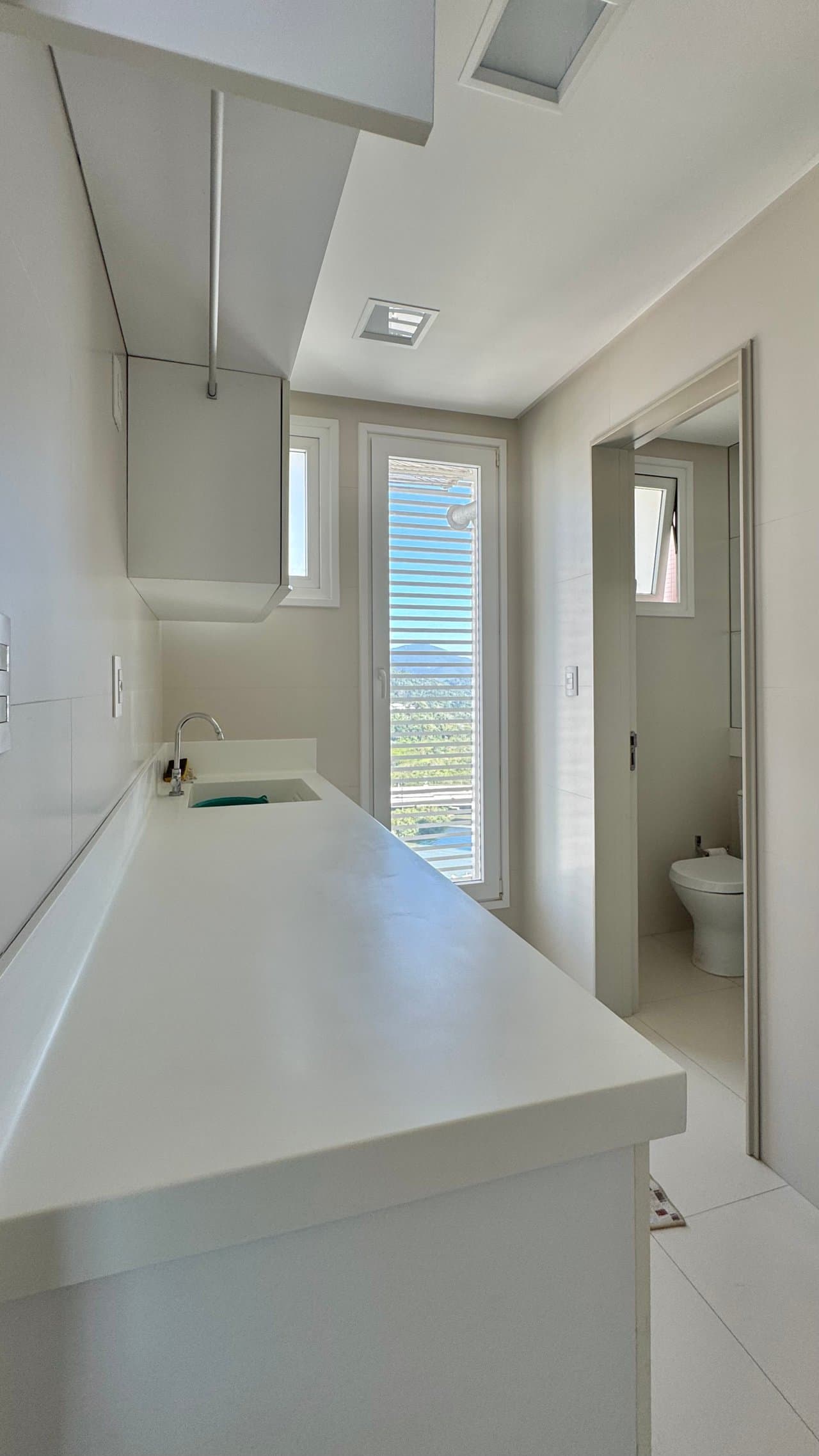 Apartamento de 3 quartos com 3 suítes e 173 m² em Bal. Camboriú
