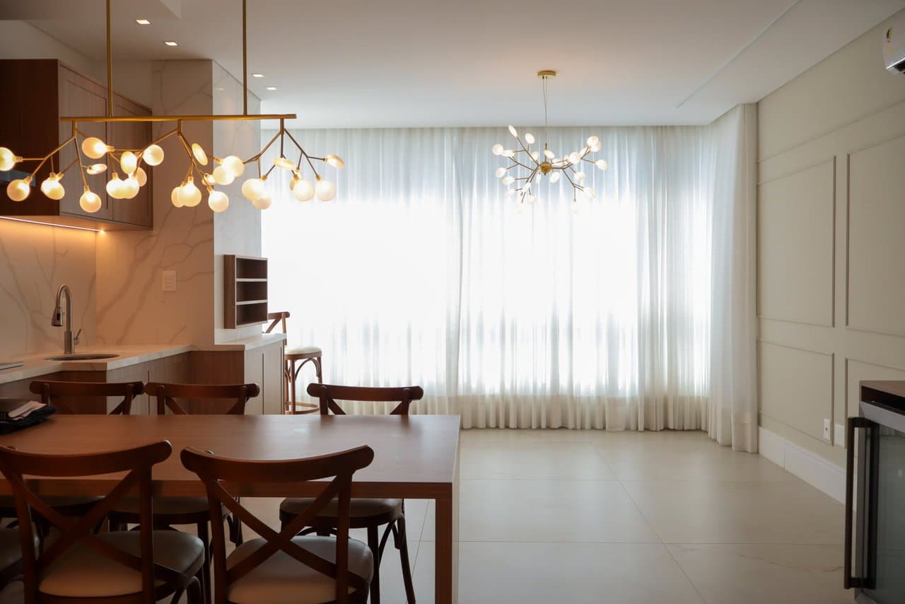 Apartamento de 3 quartos com 3 suítes e 131 m² em Bal. Camboriú