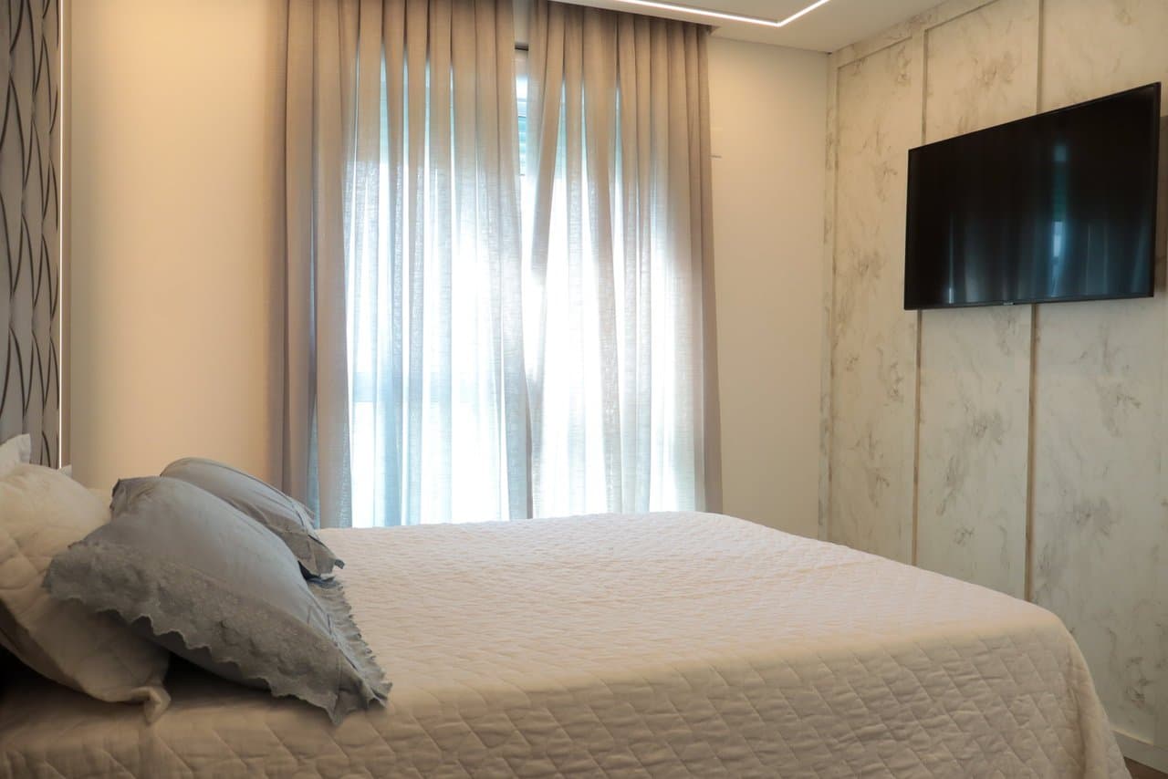 Apartamento de 3 quartos com 3 suítes e 131 m² em Bal. Camboriú