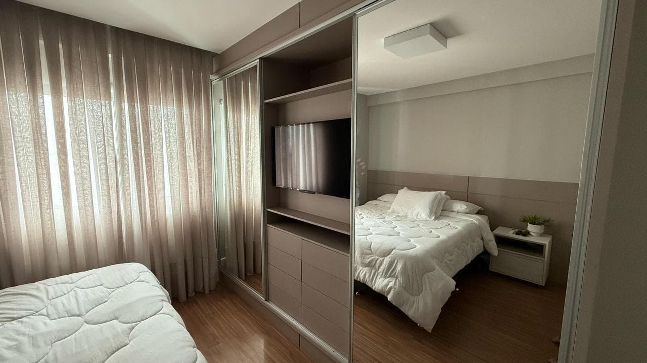 Cobertura de 4 quartos com 4 suítes e 300 m² em Bal. Camboriú