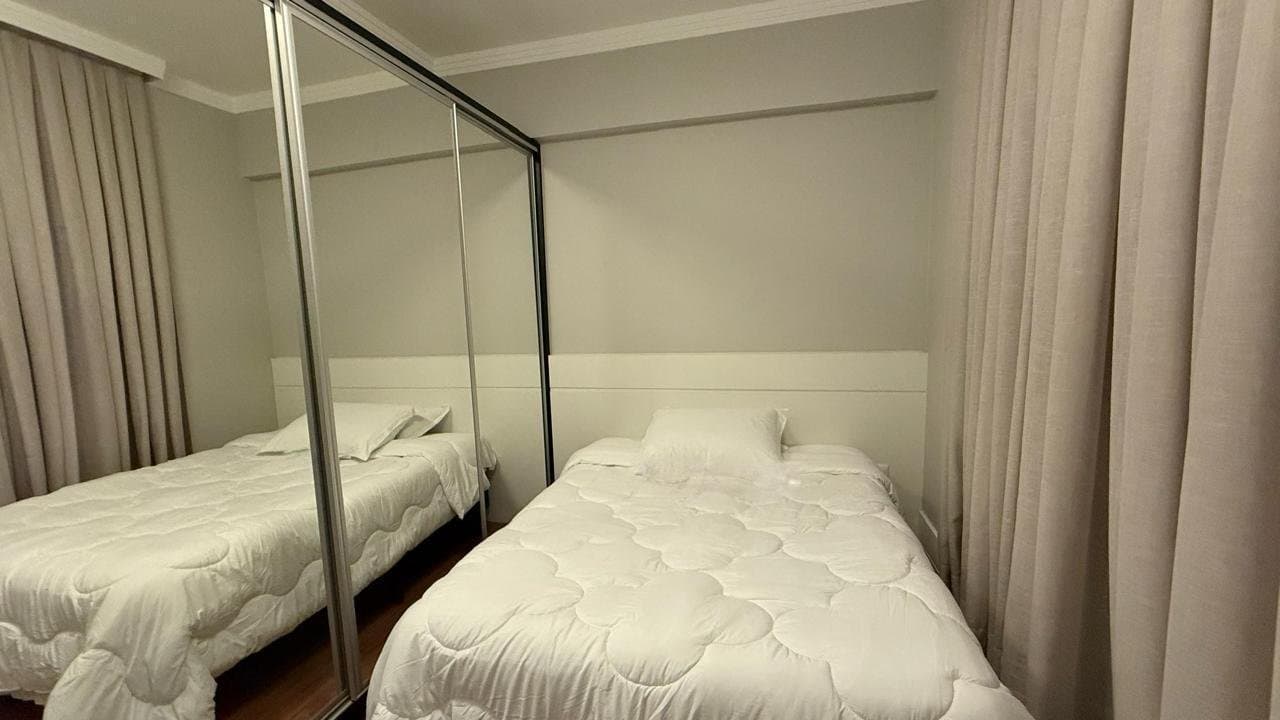 Cobertura de 4 quartos com 4 suítes e 300 m² em Bal. Camboriú