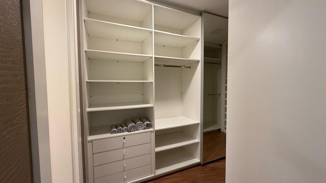 Cobertura de 4 quartos com 4 suítes e 300 m² em Bal. Camboriú