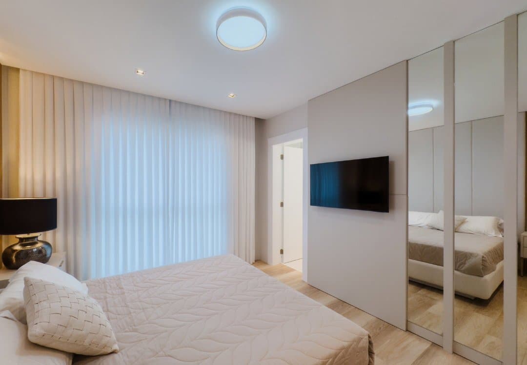 Apartamento de 4 quartos com 4 suítes e 151 m² em Bal. Camboriú