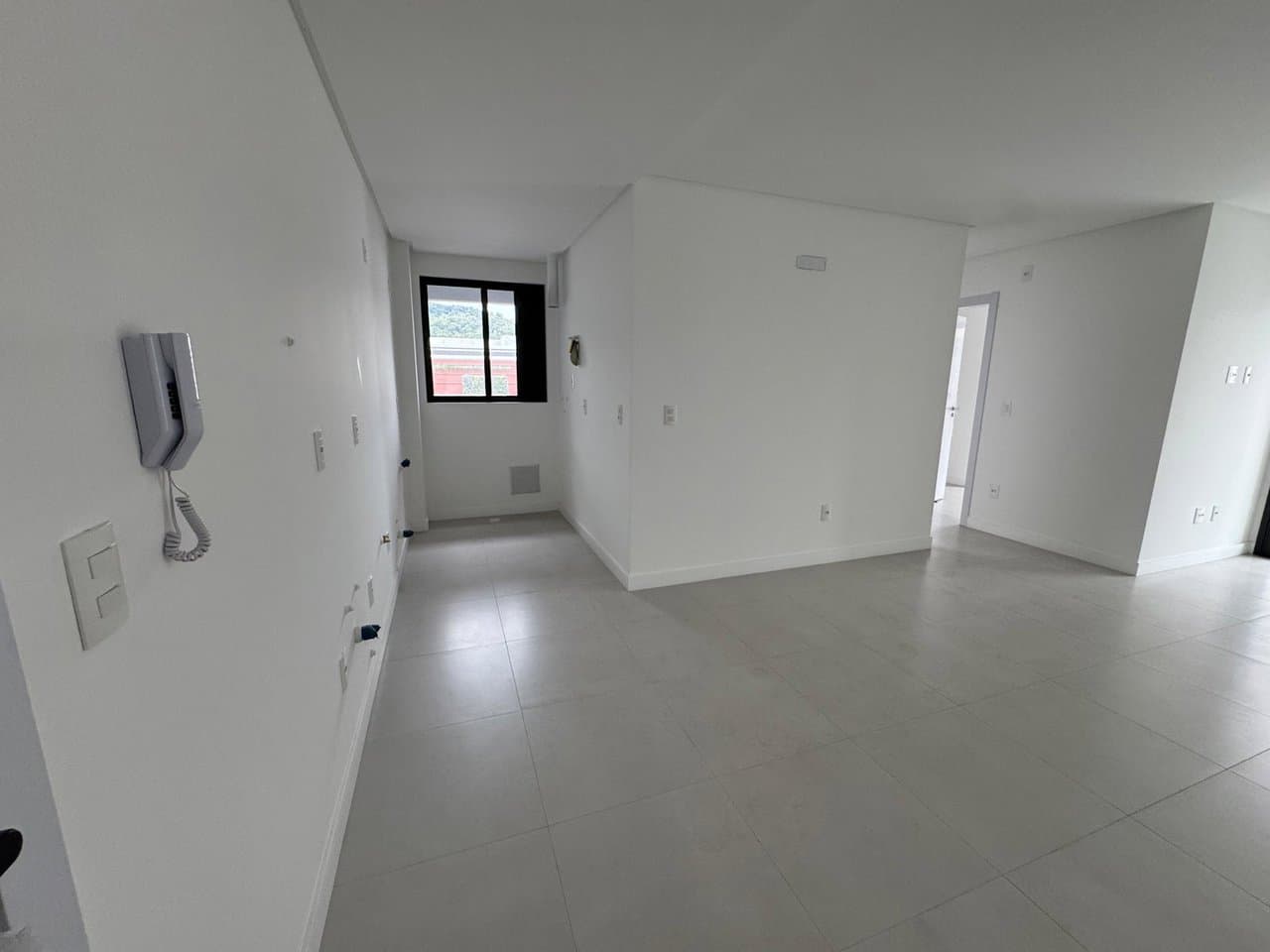 Apartamento de 2 quartos com 1 suíte e 63 m² em Bal. Camboriú