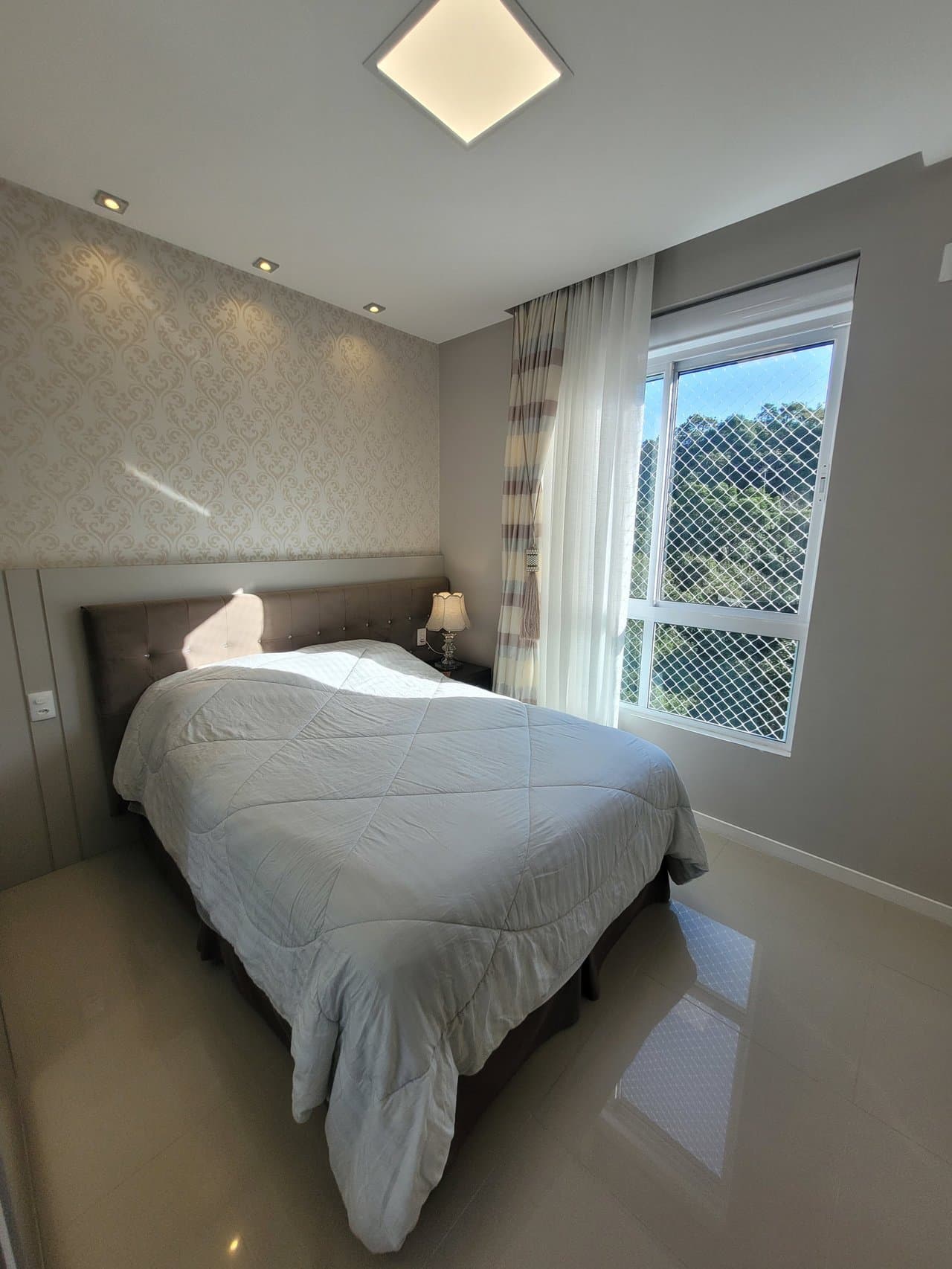 Apartamento de 3 quartos com 3 suítes e 130 m² em Bal. Camboriú