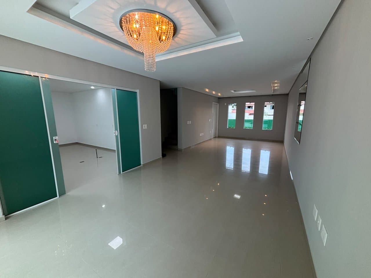 Casa de 6 quartos com 5 suítes e 497 m² em Bal. Camboriú