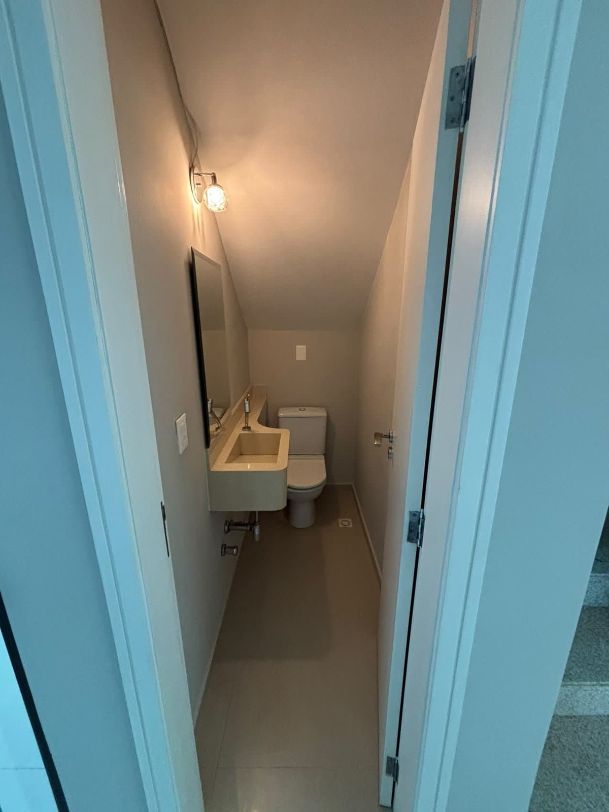 Casa de 6 quartos com 5 suítes e 497 m² em Bal. Camboriú