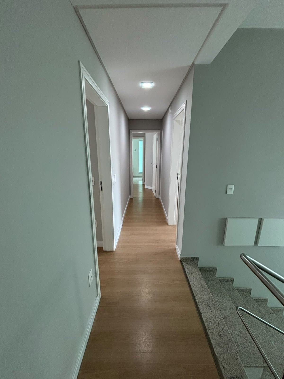 Casa de 6 quartos com 5 suítes e 497 m² em Bal. Camboriú