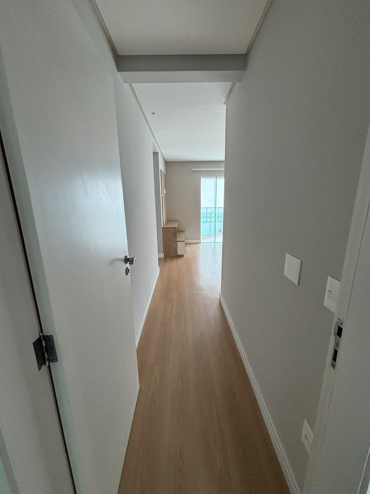Casa de 6 quartos com 5 suítes e 497 m² em Bal. Camboriú