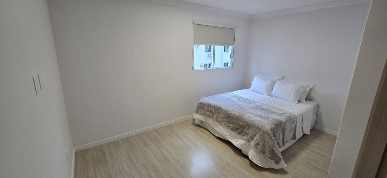 Apartamento de 3 quartos com 3 suítes e 134 m² em Bal. Camboriú