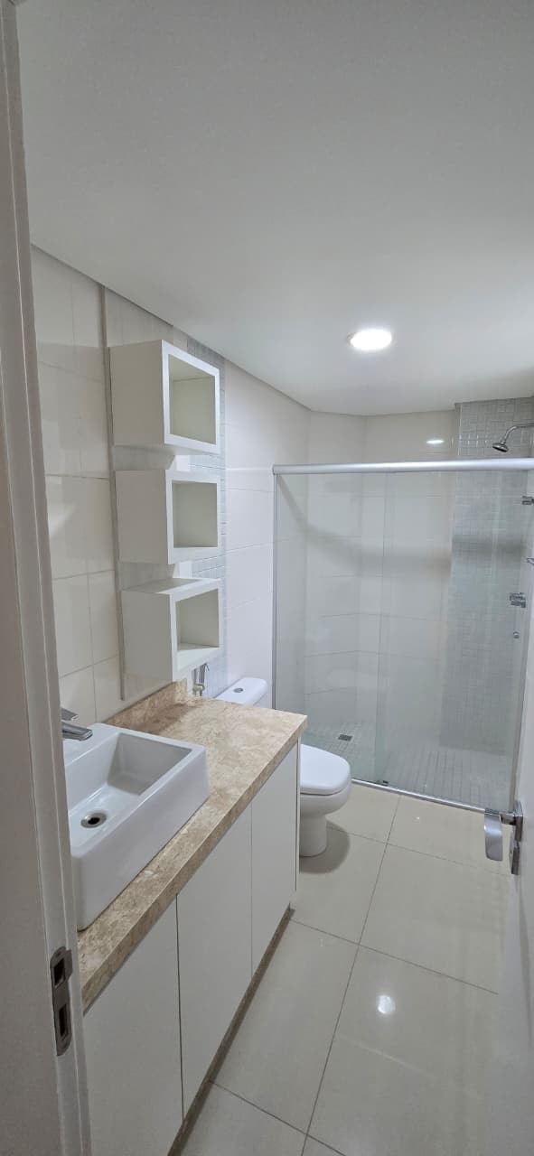 Apartamento de 3 quartos com 3 suítes e 134 m² em Bal. Camboriú