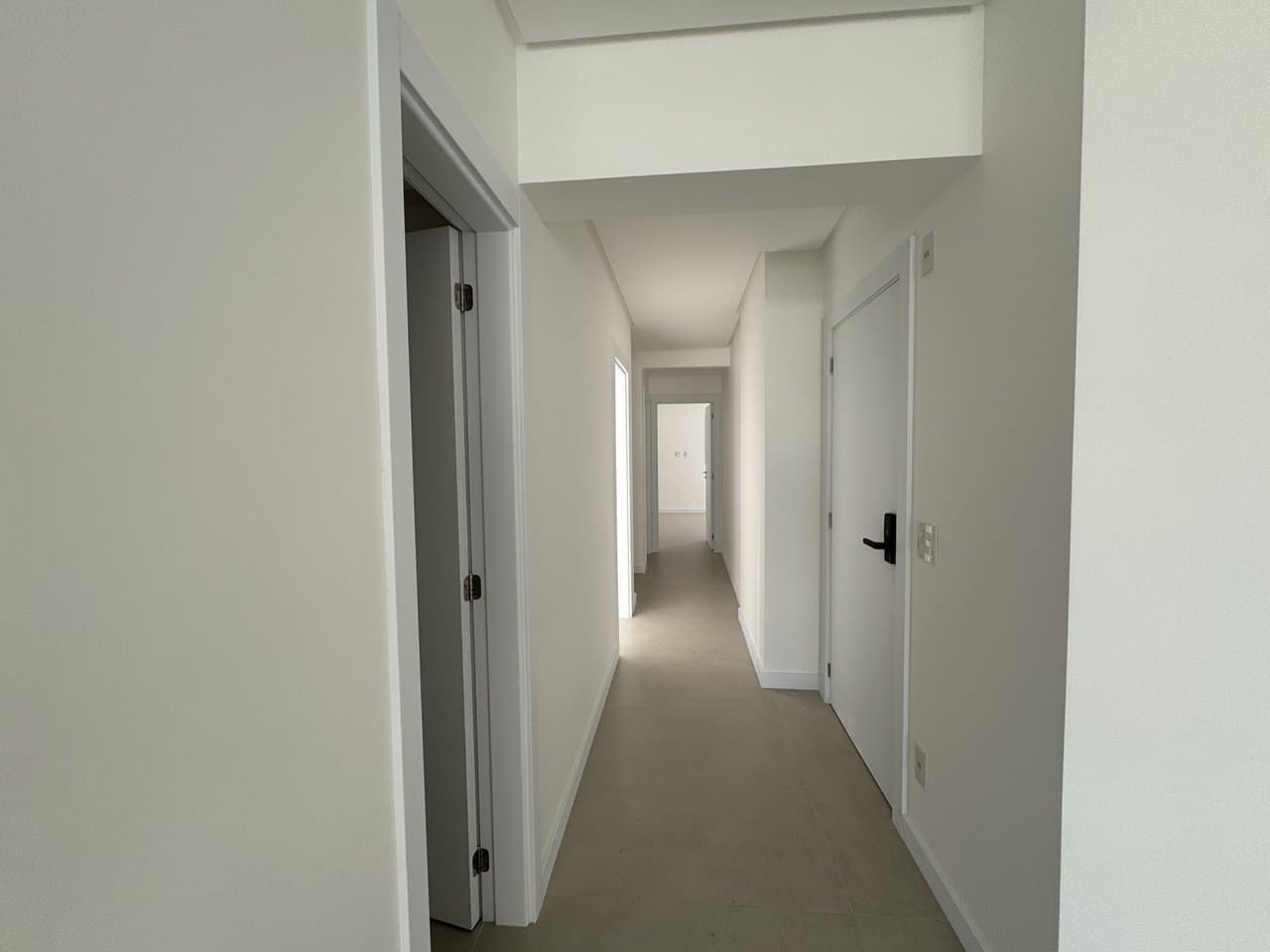 Apartamento de 3 quartos com 3 suítes e 115 m² em Bal. Camboriú