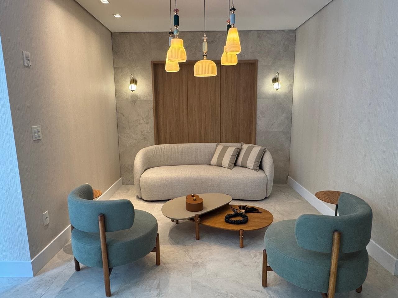 Cobertura de 3 quartos com 3 suítes e 230 m² em Bal. Camboriú