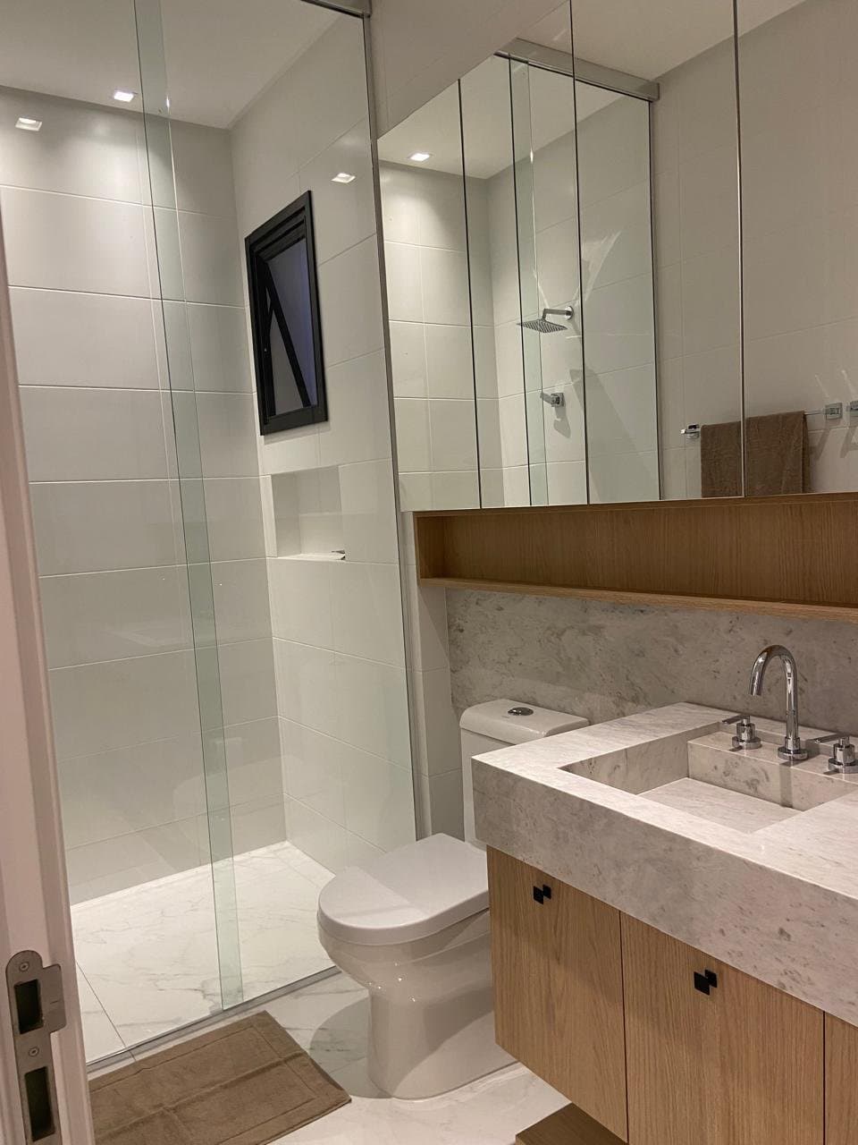Apartamento de 3 quartos com 3 suítes e 134 m² em Bal. Camboriú