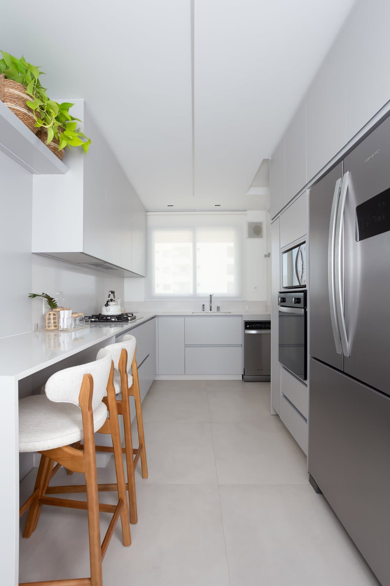 Apartamento de 3 quartos com 3 suítes e 122 m² em Bal. Camboriú