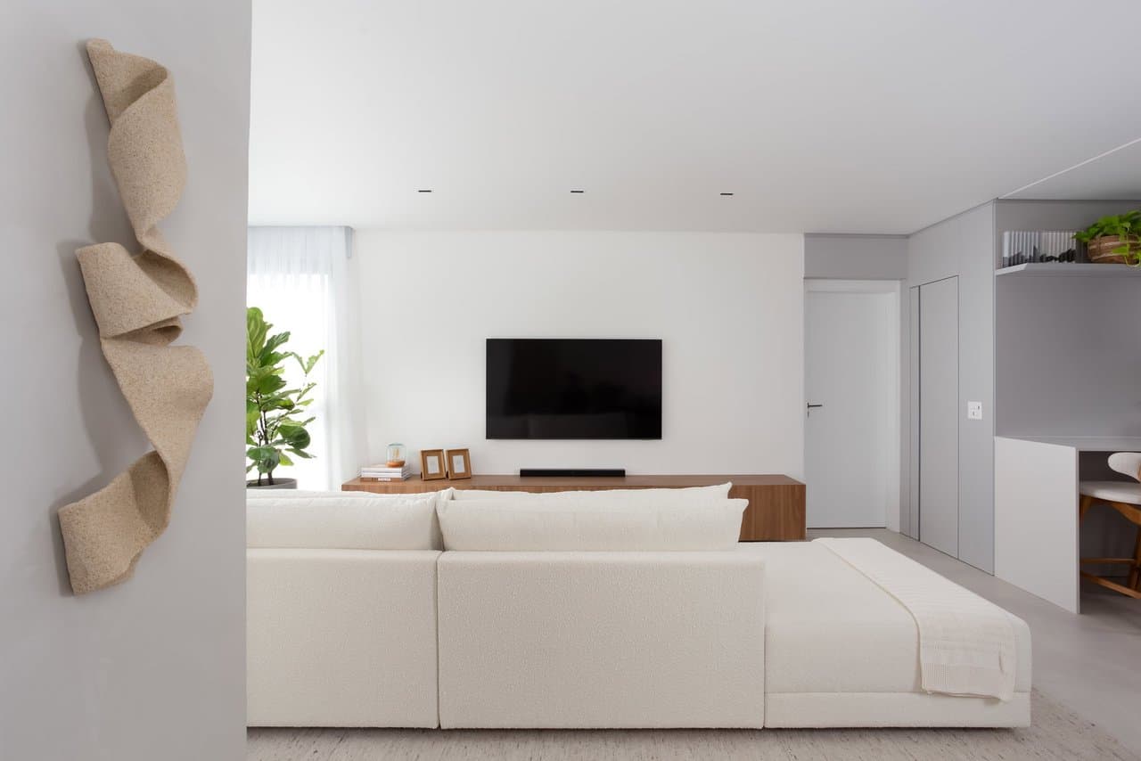 Apartamento de 3 quartos com 3 suítes e 122 m² em Bal. Camboriú
