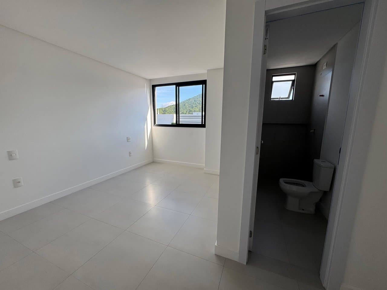 Apartamento de 1 quarto e 70 m² em Bal. Camboriú
