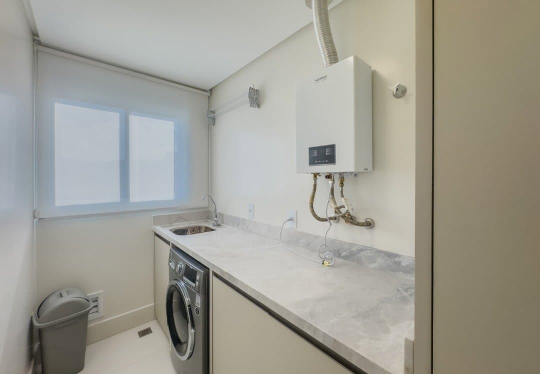 Apartamento de 4 quartos com 2 suítes e 132 m² em Bal. Camboriú