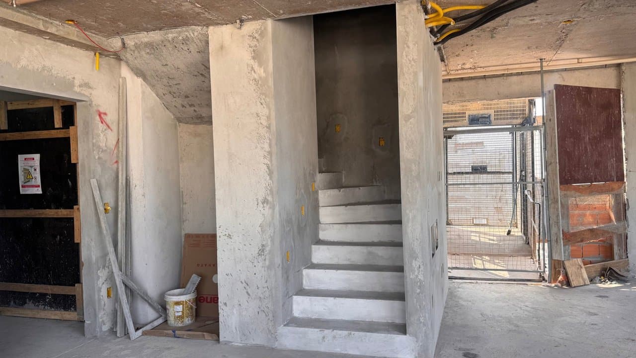 Cobertura de 3 quartos com 3 suítes e 216 m² em Bal. Camboriú