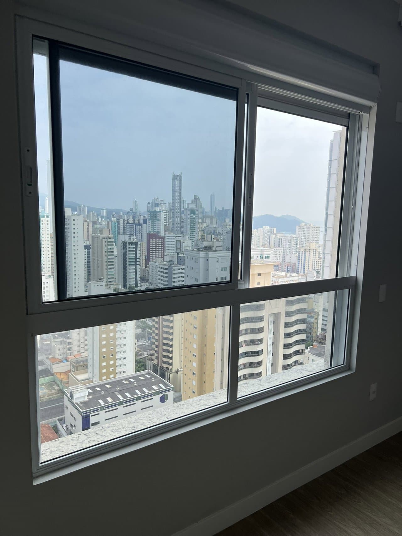 Apartamento de 4 quartos com 2 suítes e 144 m² em Bal. Camboriú
