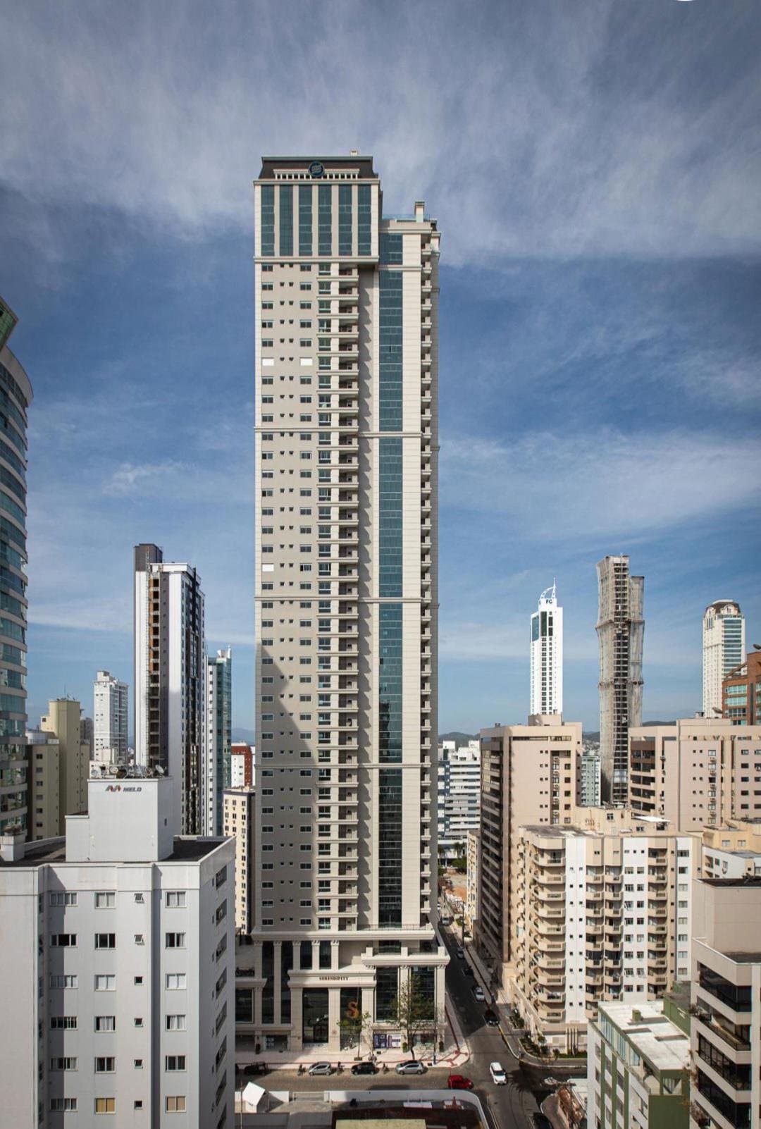 Sala Comercial 61 m² em Bal. Camboriú
