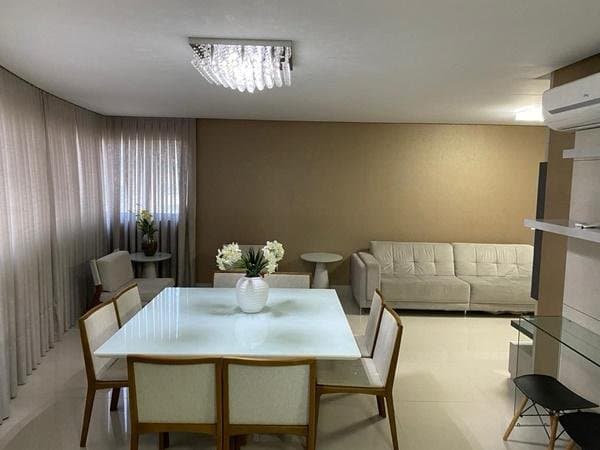Apartamento de 4 quartos com 4 suítes e 150 m² em Bal. Camboriú