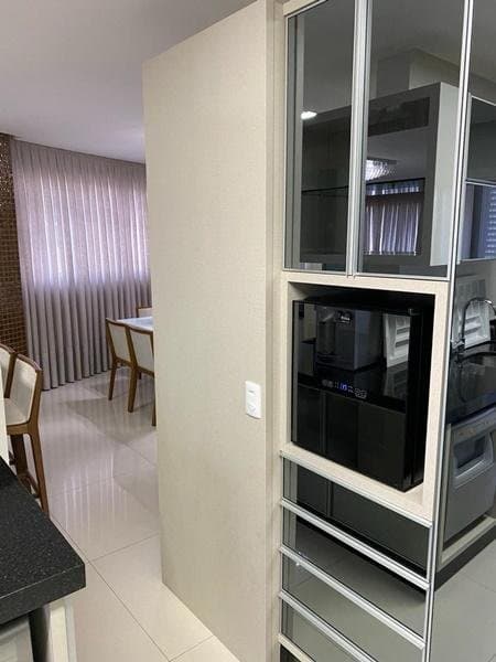 Apartamento de 4 quartos com 4 suítes e 150 m² em Bal. Camboriú