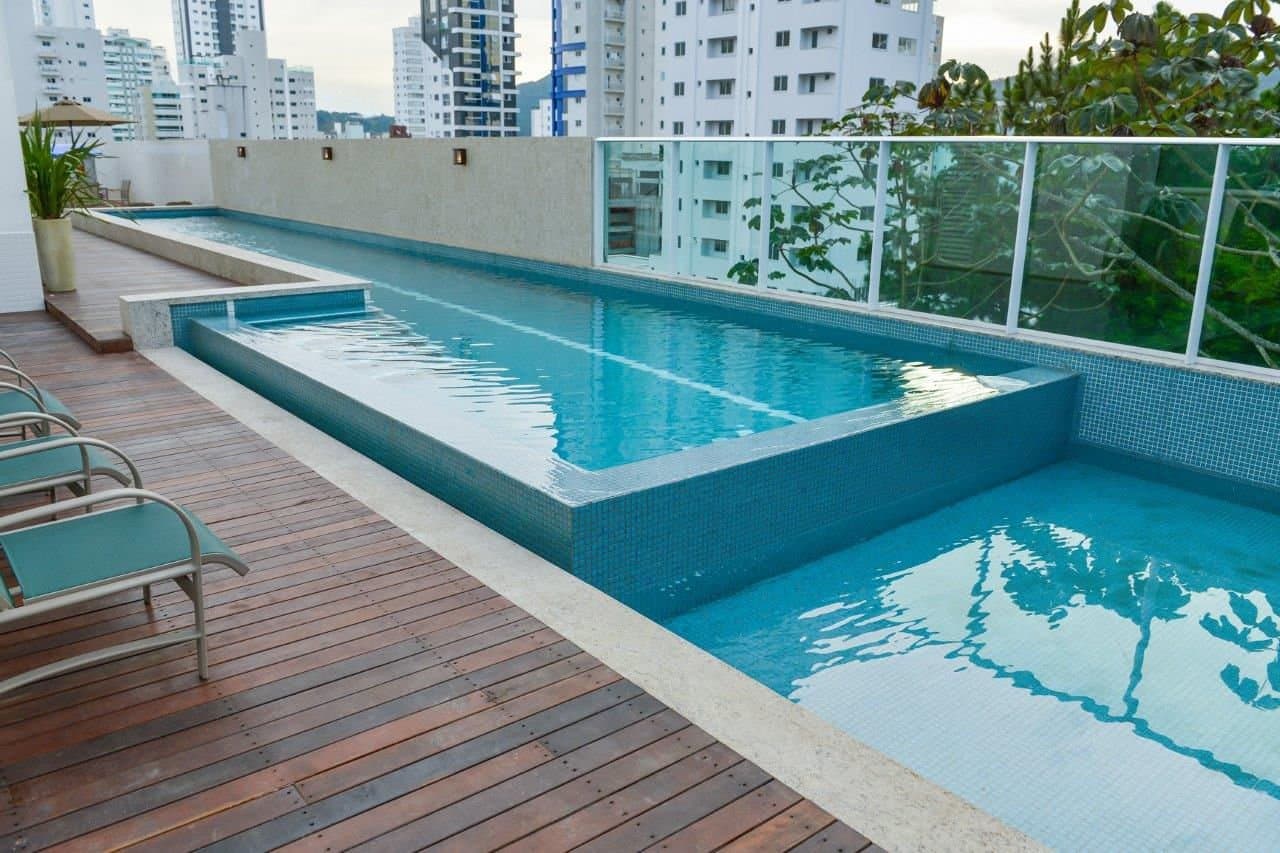 Apartamento de 4 quartos com 4 suítes e 134 m² em Bal. Camboriú