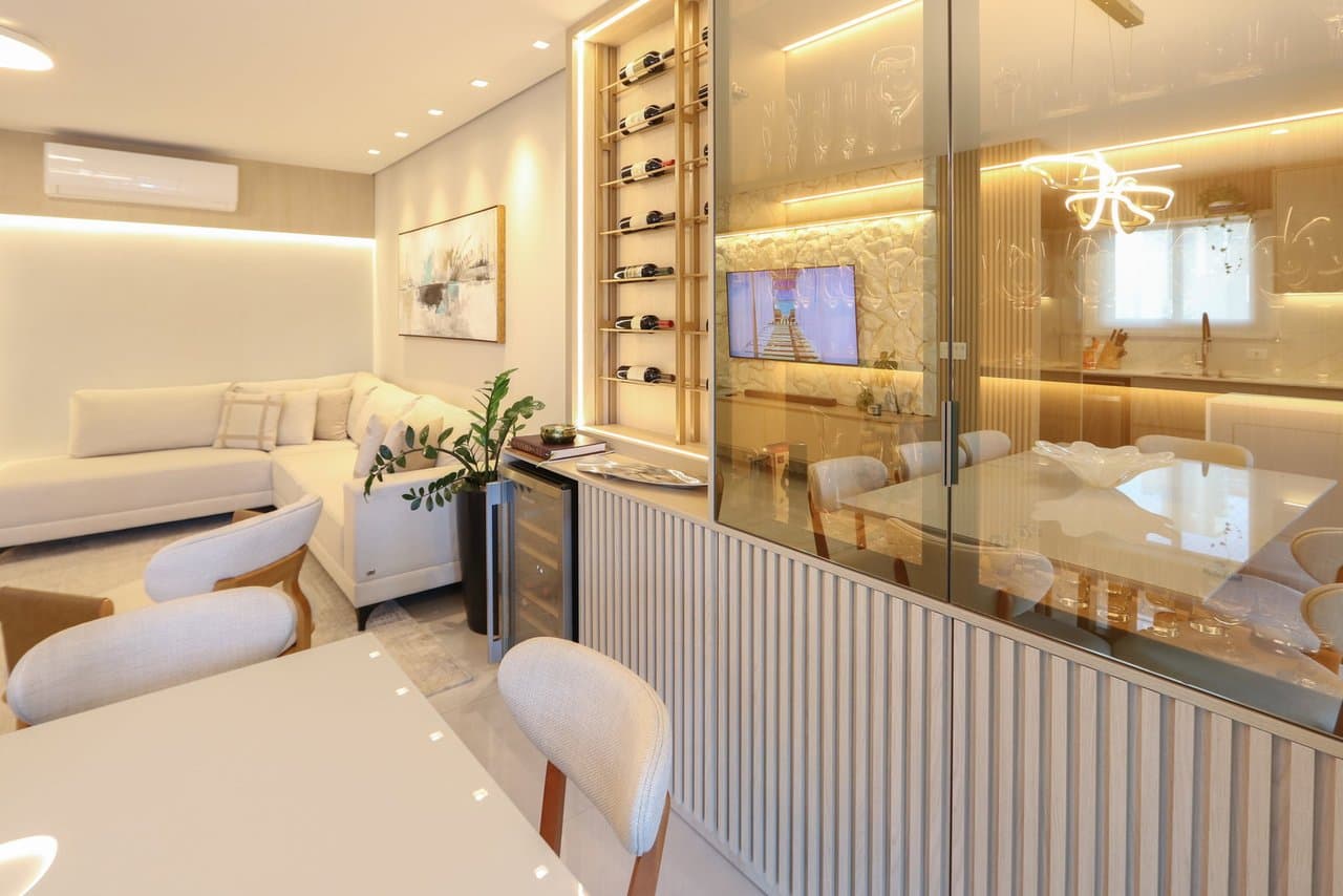 Apartamento de 4 quartos com 4 suítes e 148 m² em Bal. Camboriú