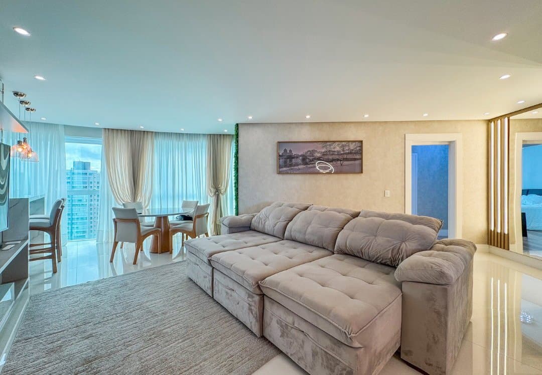 Apartamento de 3 quartos com 3 suítes e 139 m² em Bal. Camboriú