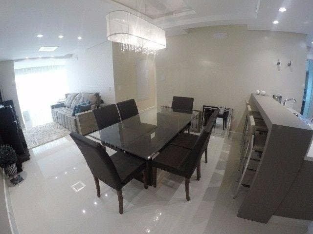Apartamento de 3 quartos com 3 suítes e 117 m² em Bal. Camboriú