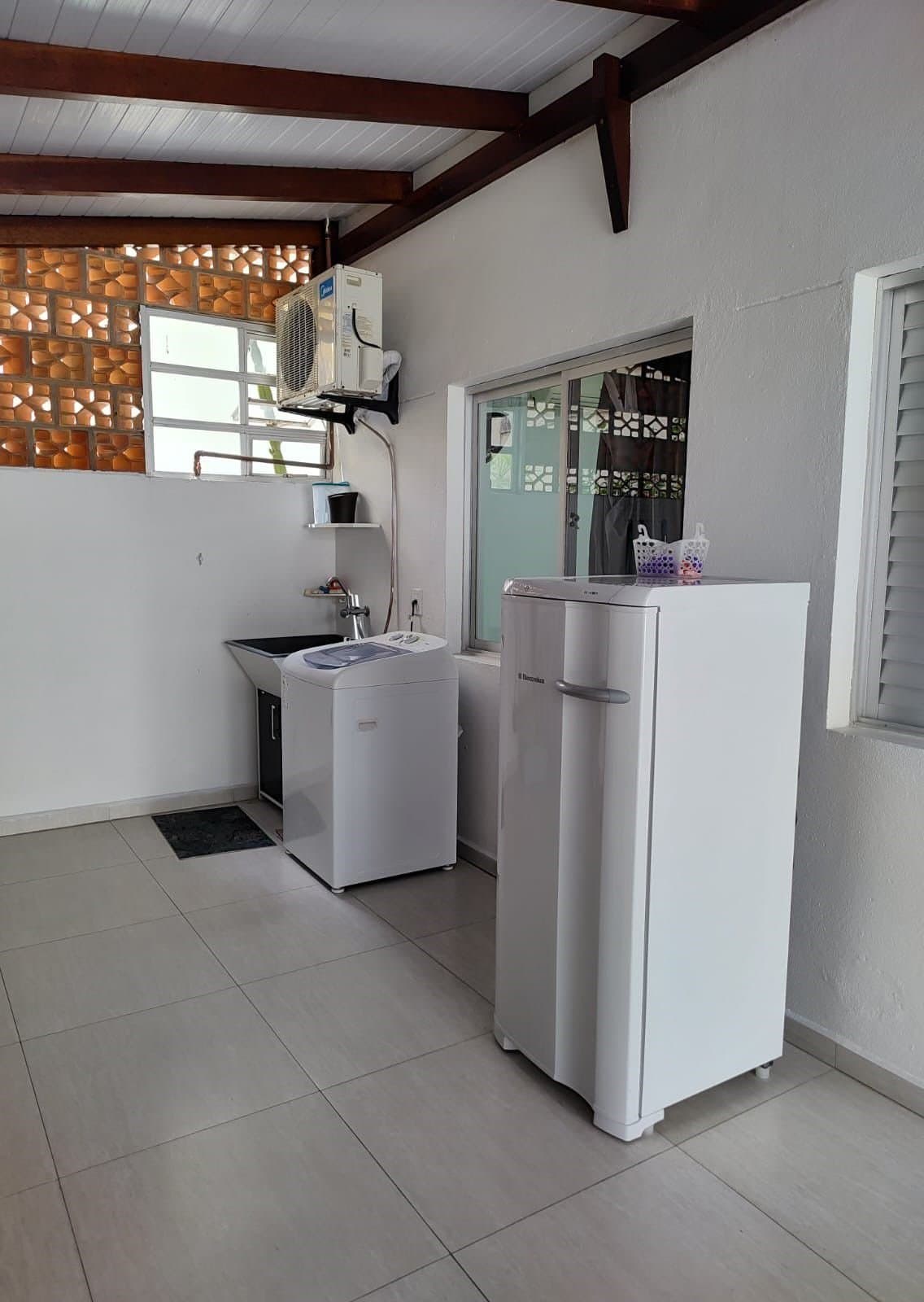 Apartamento de 3 quartos com 2 suítes e 205 m² em Bal. Camboriú