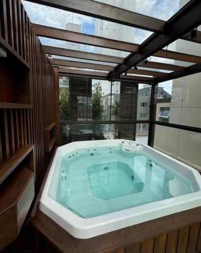Differentiated de 3 quartos com 3 suítes e 352 m² em Bal. Camboriú