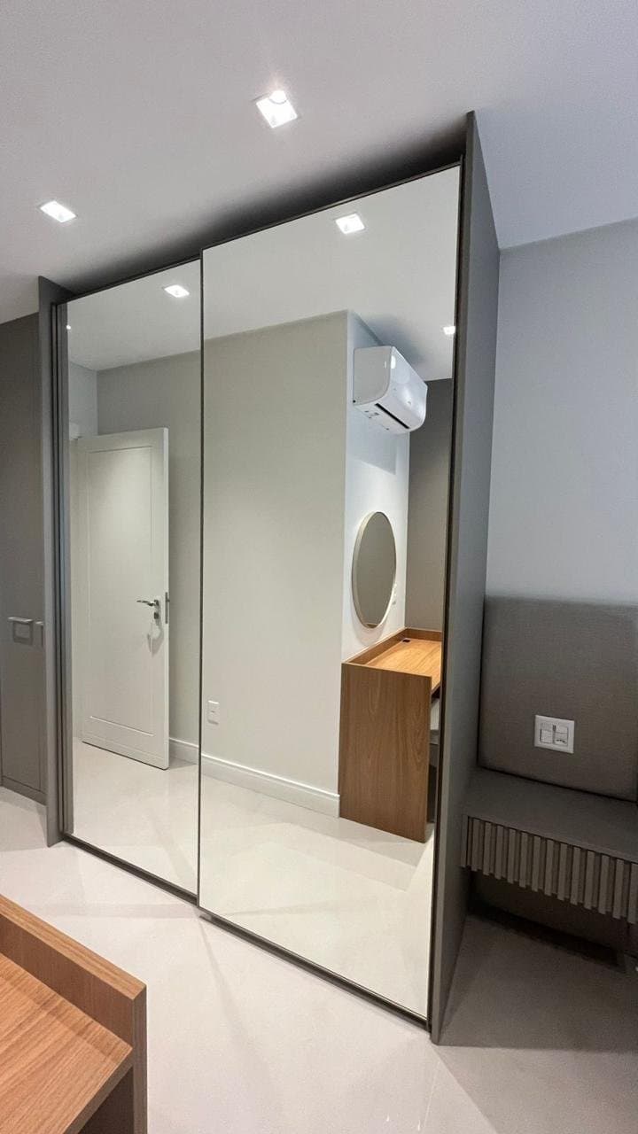 Apartamento de 4 quartos com 4 suítes e 161 m² em Bal. Camboriú