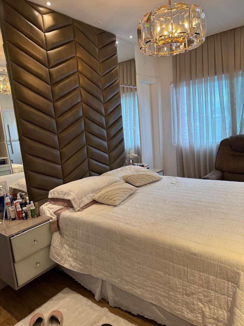 Apartamento de 3 quartos com 3 suítes e 146 m² em Bal. Camboriú