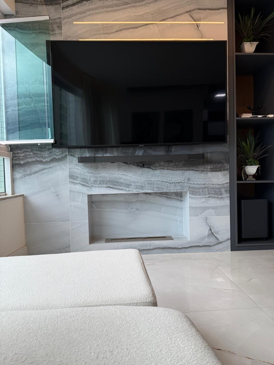 Apartamento de 3 quartos com 3 suítes e 146 m² em Bal. Camboriú