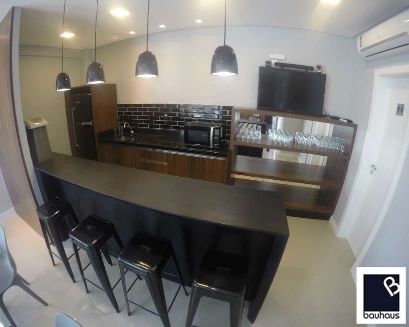 Sala Comercial 74 m² em Bal. Camboriú