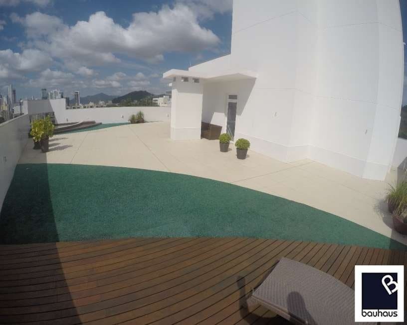 Sala Comercial 74 m² em Bal. Camboriú