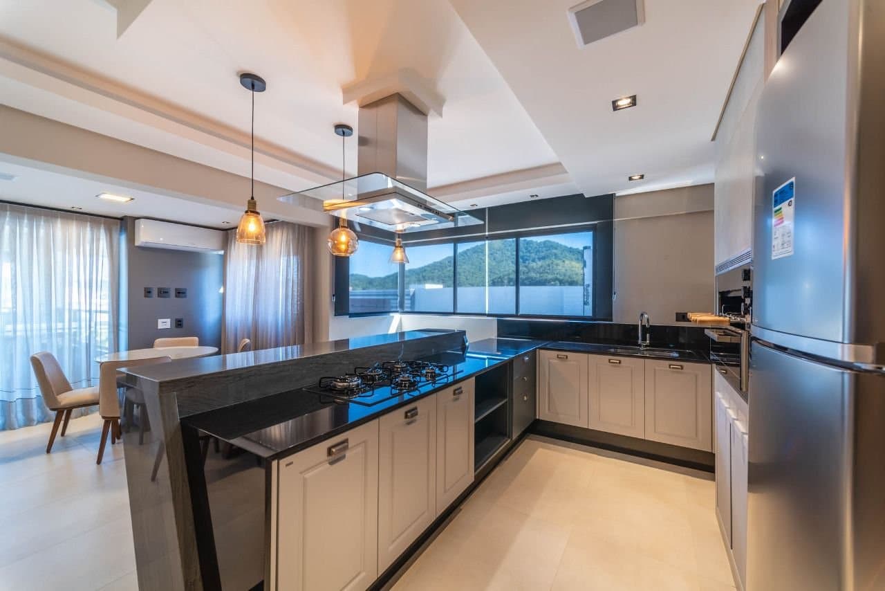 Apartamento de 2 quartos com 1 suíte e 69 m² em Bal. Camboriú
