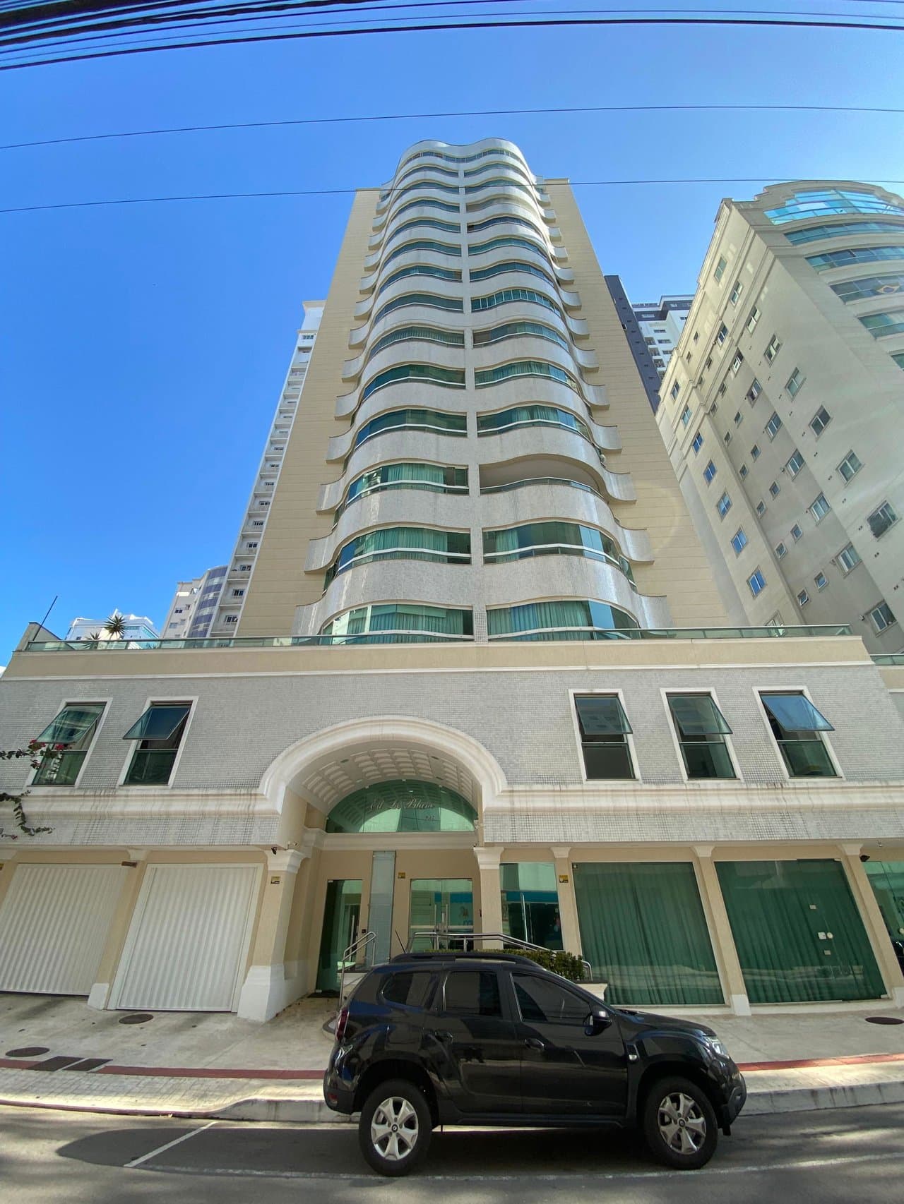 Apartamento de 3 quartos com 1 suíte e 98 m² em Bal. Camboriú