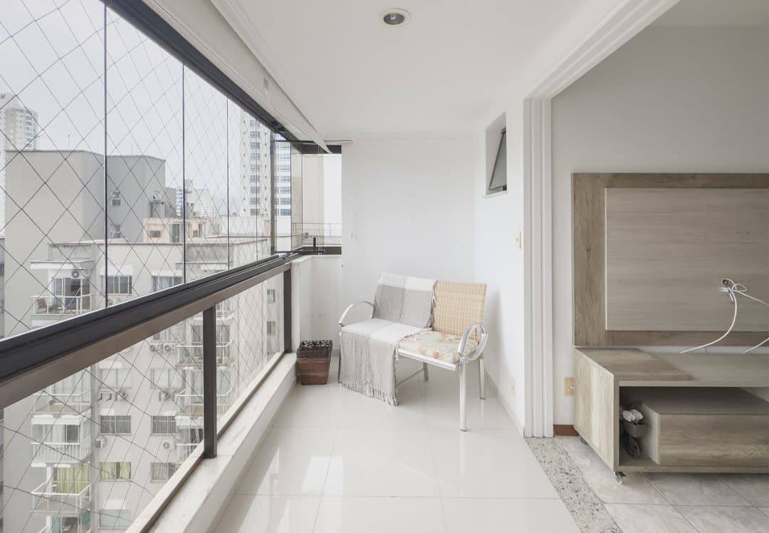 Apartamento de 3 quartos com 1 suíte e 126 m² em Bal. Camboriú